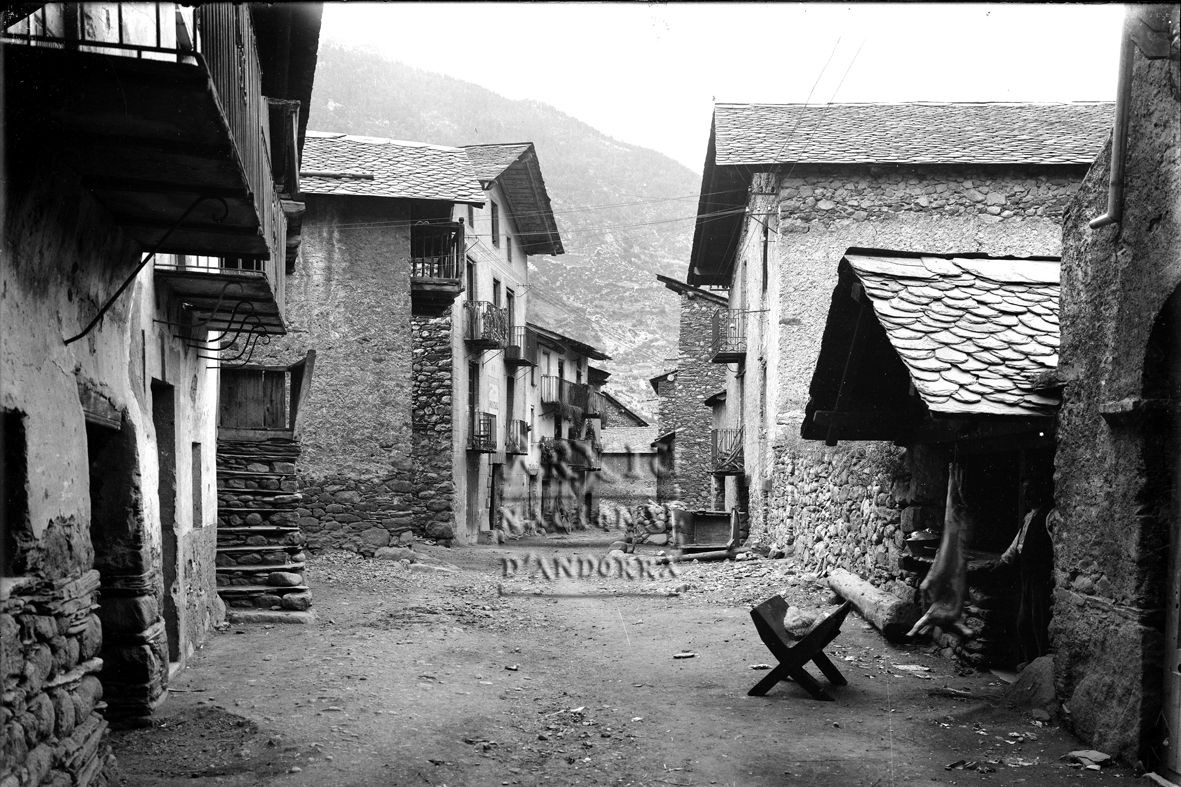 70-FBUI: Carrer d’Encamp