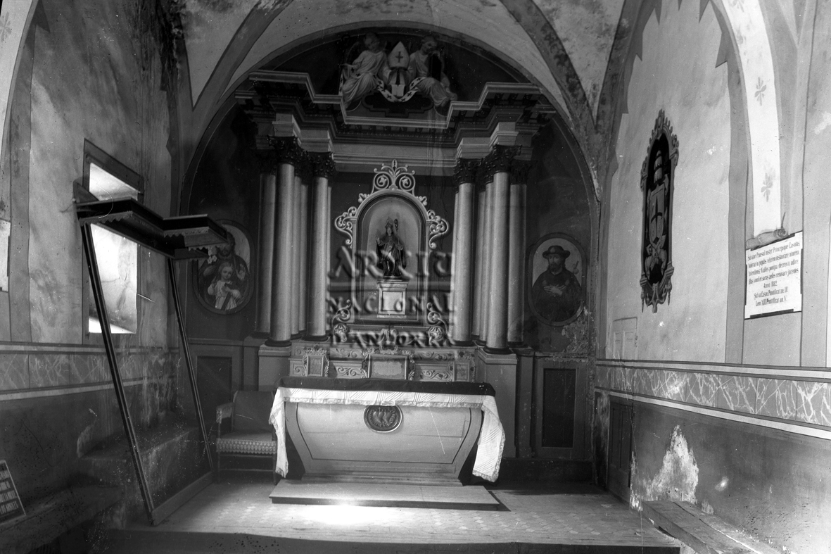 129-FBUI: Interior de la capella de Sant Ermengol a Casa de la Vall