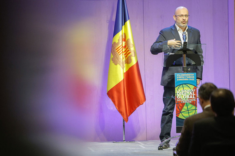 Conferència: Democràcia i participació ciutadana en la societat digital. Josep Lluís Martí