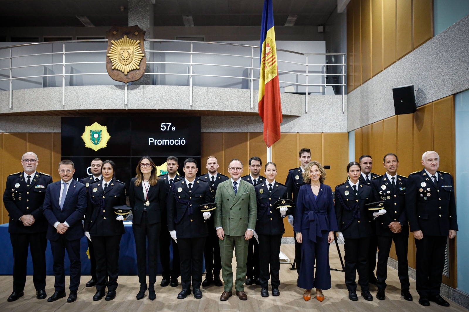 Xavier Espot destaca el compromís del Govern amb el Cos de Policia en la cerimònia de jurament dels agents de la 57a promoció