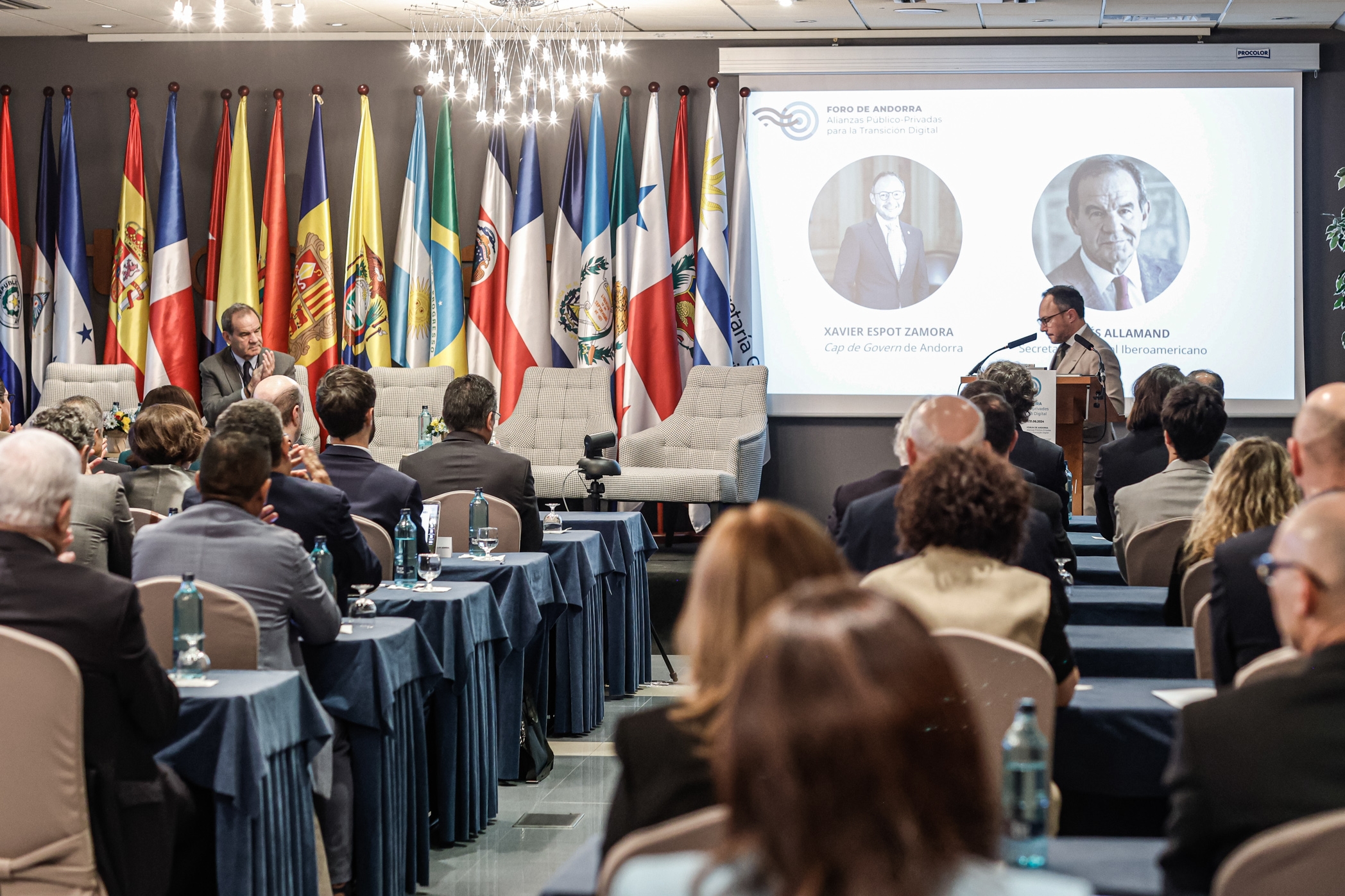 La primera edició del Fòrum digital d’Andorra apunta a la connectivitat universal com a primer pas per lluitar contra la bretxa digital