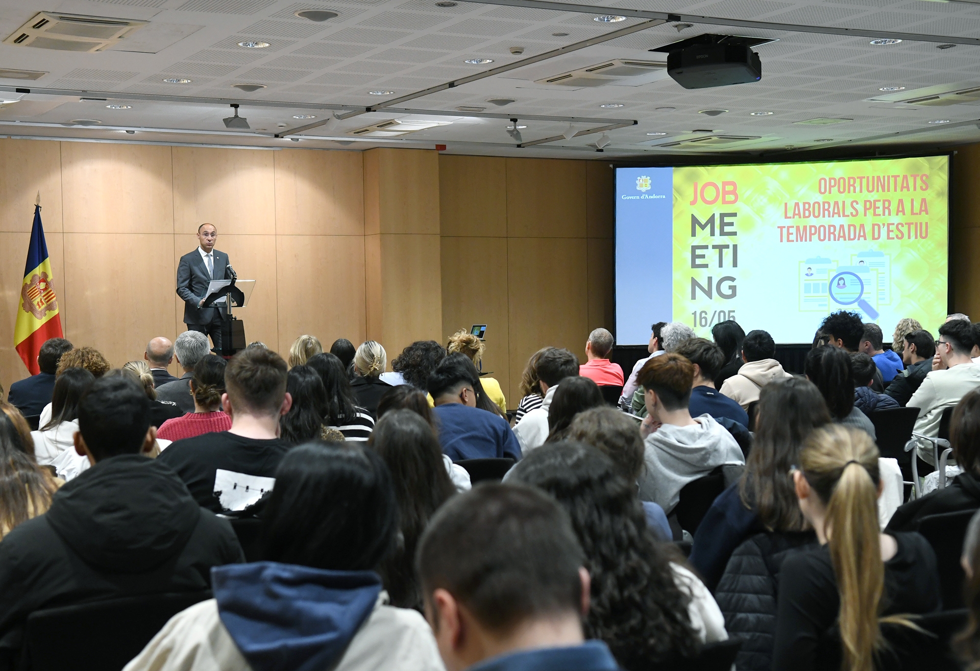 Èxit d’assistència al primer Job Meeting d’estiu per promoure la contractació de personal per a la temporada estival