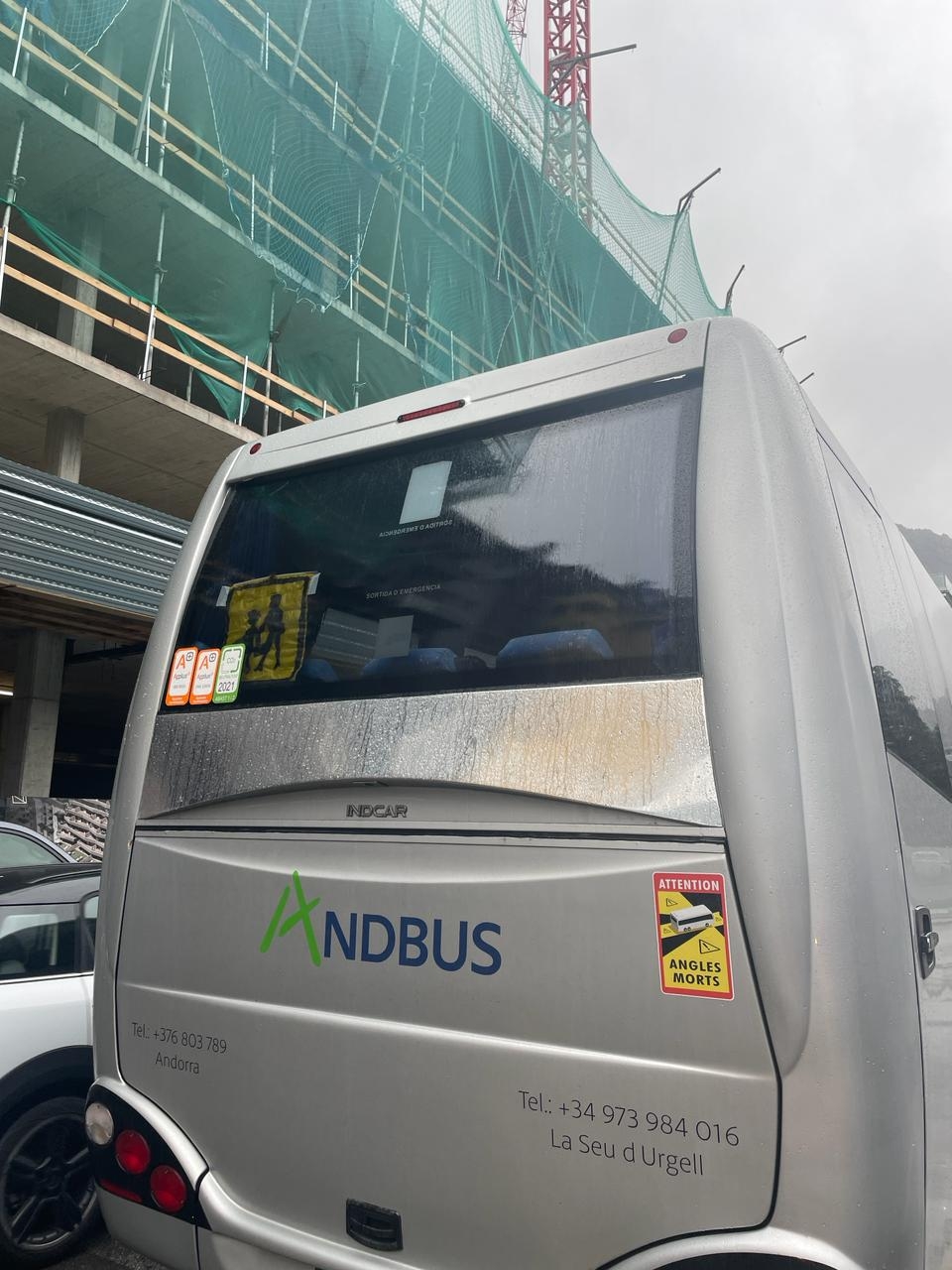 Concurs per contractar una empresa de transport entre Andorra i Perpinyà, passant per Prada de Conflent, per als estudiants de cursos postobligatoris