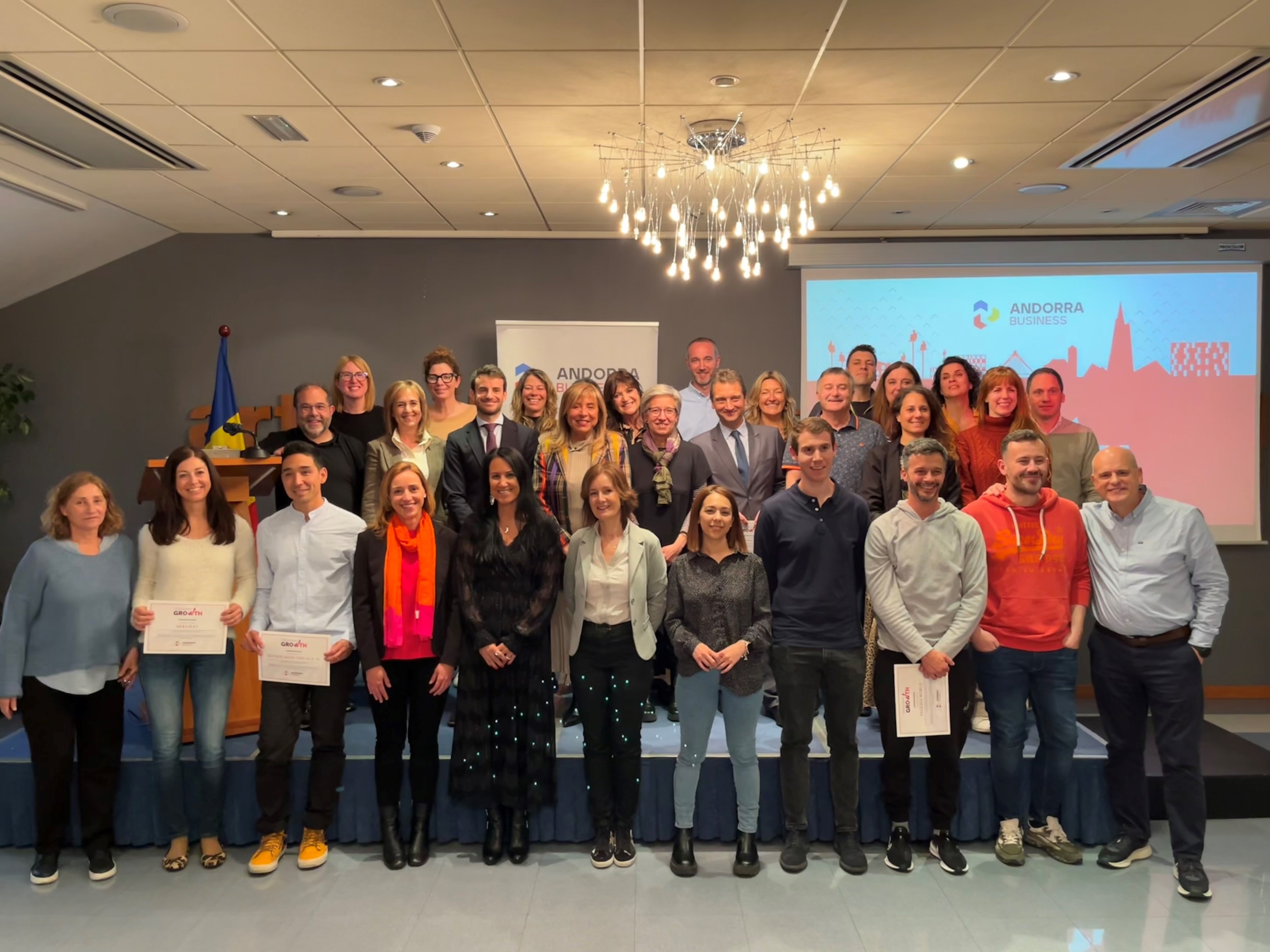 15 empresaris del país finalitzen la quarta edició del programa de creixement empresarial d’Andorra Business