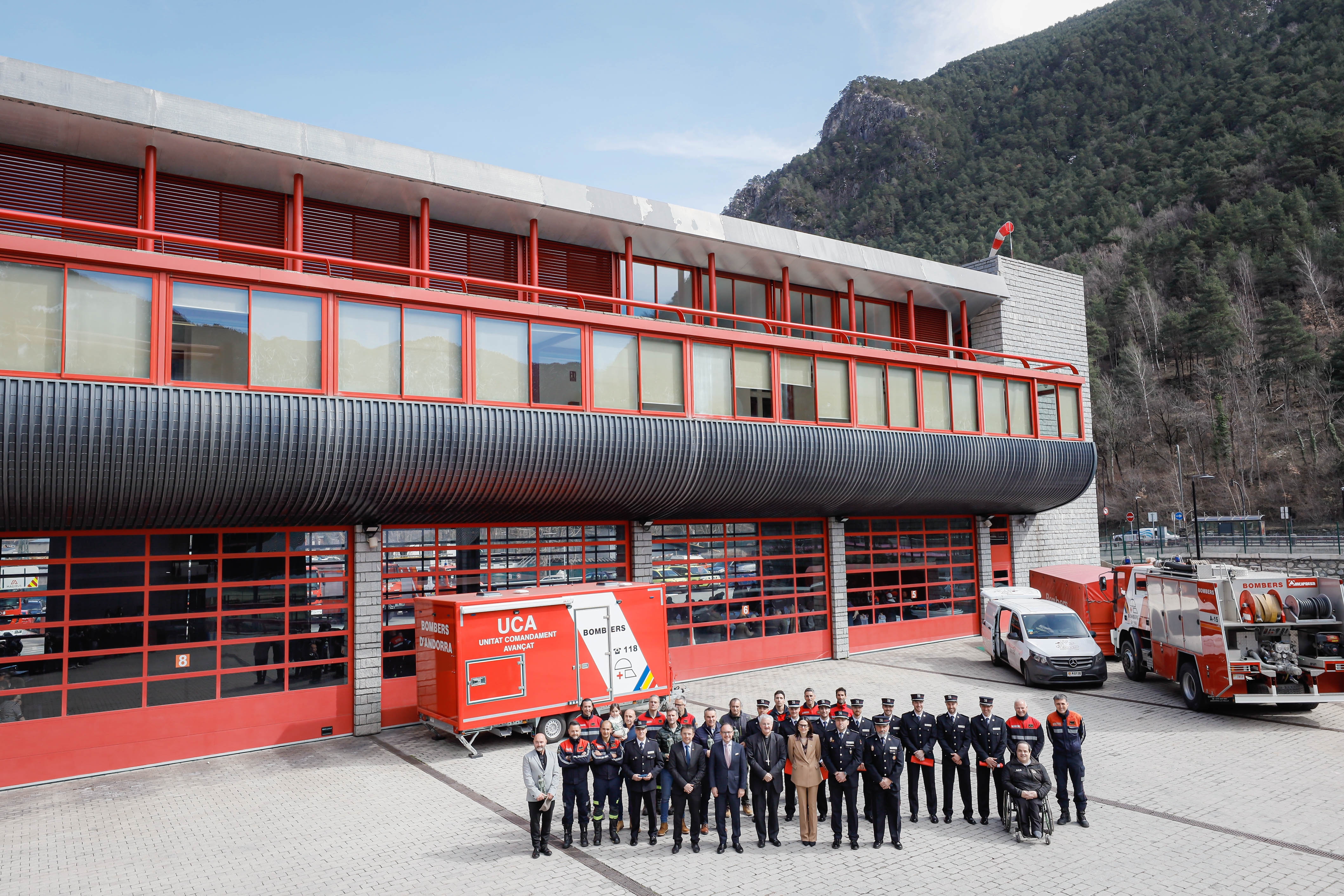 Xavier Espot destaca el compromís del Govern per reforçar el Cos de Bombers amb més recursos
