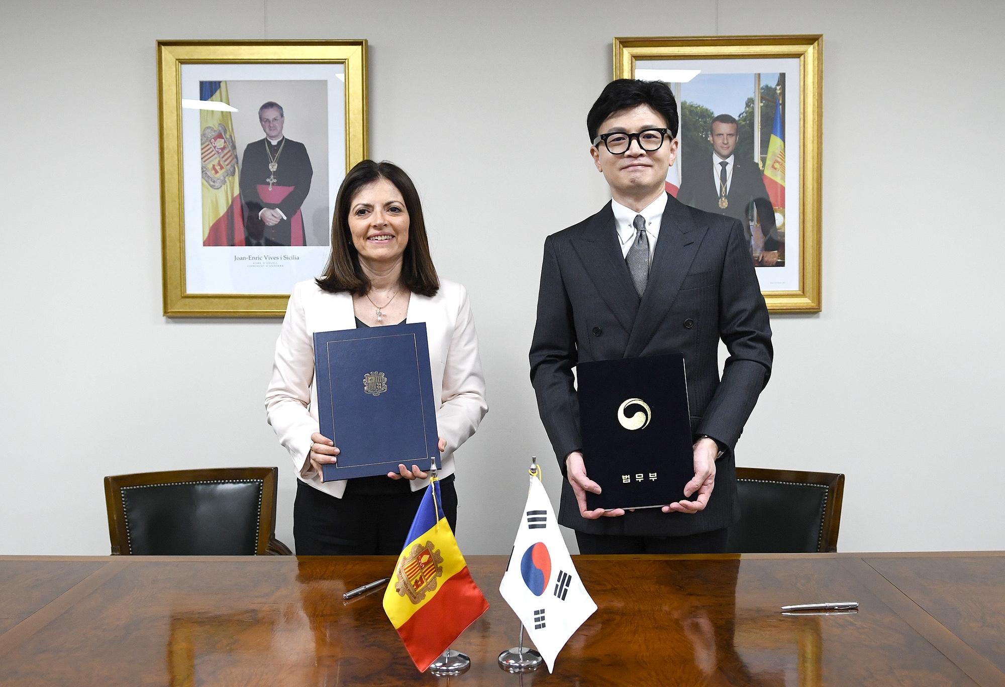 Es posa en marxa el Programa de Mobilitat Juvenil amb Irlanda i la República de Corea