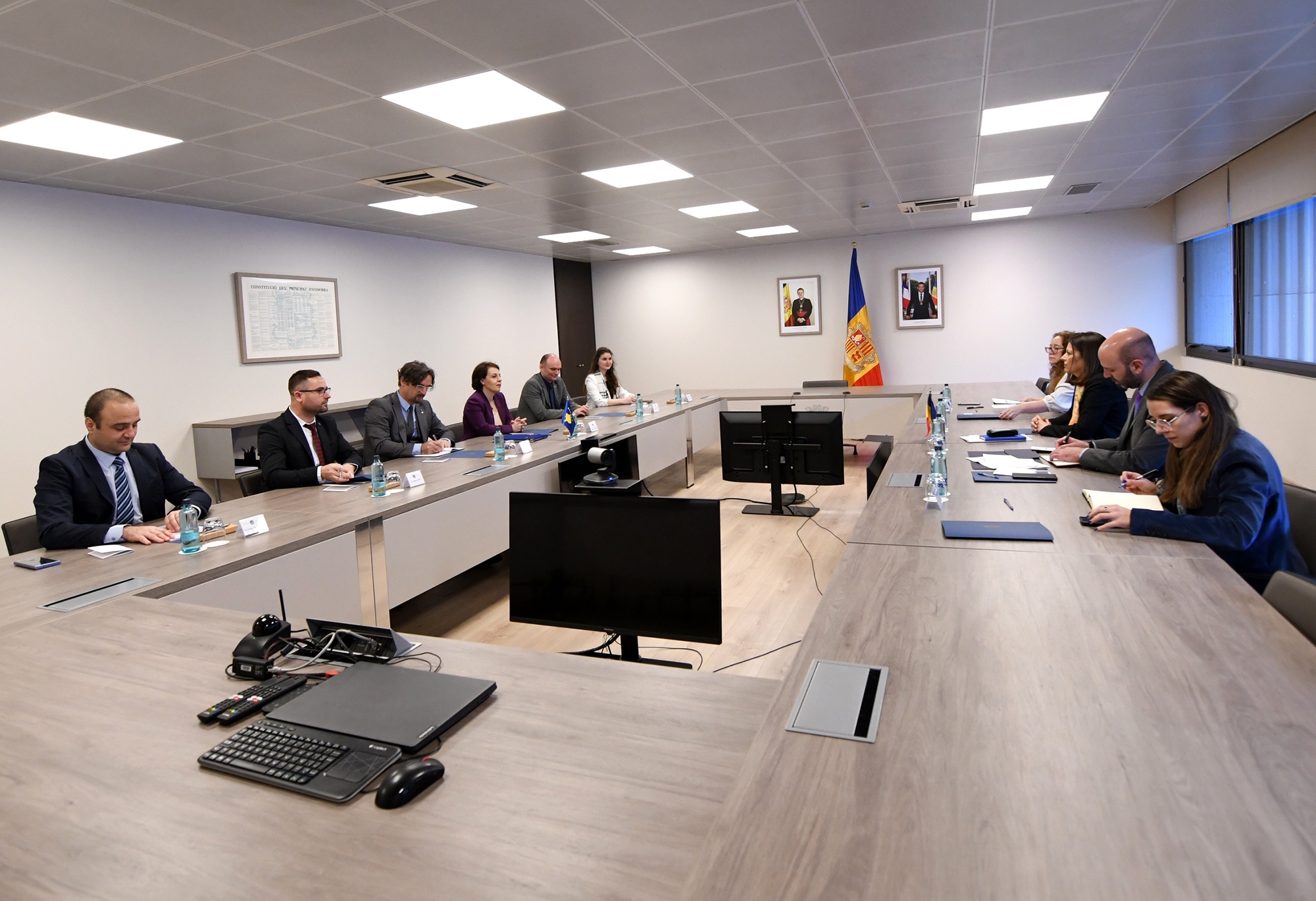 La ministra d’Afers Exteriors Imma Tor es reuneix amb la seva homòloga de Kosovo Donika Gërvalla-Schwarz