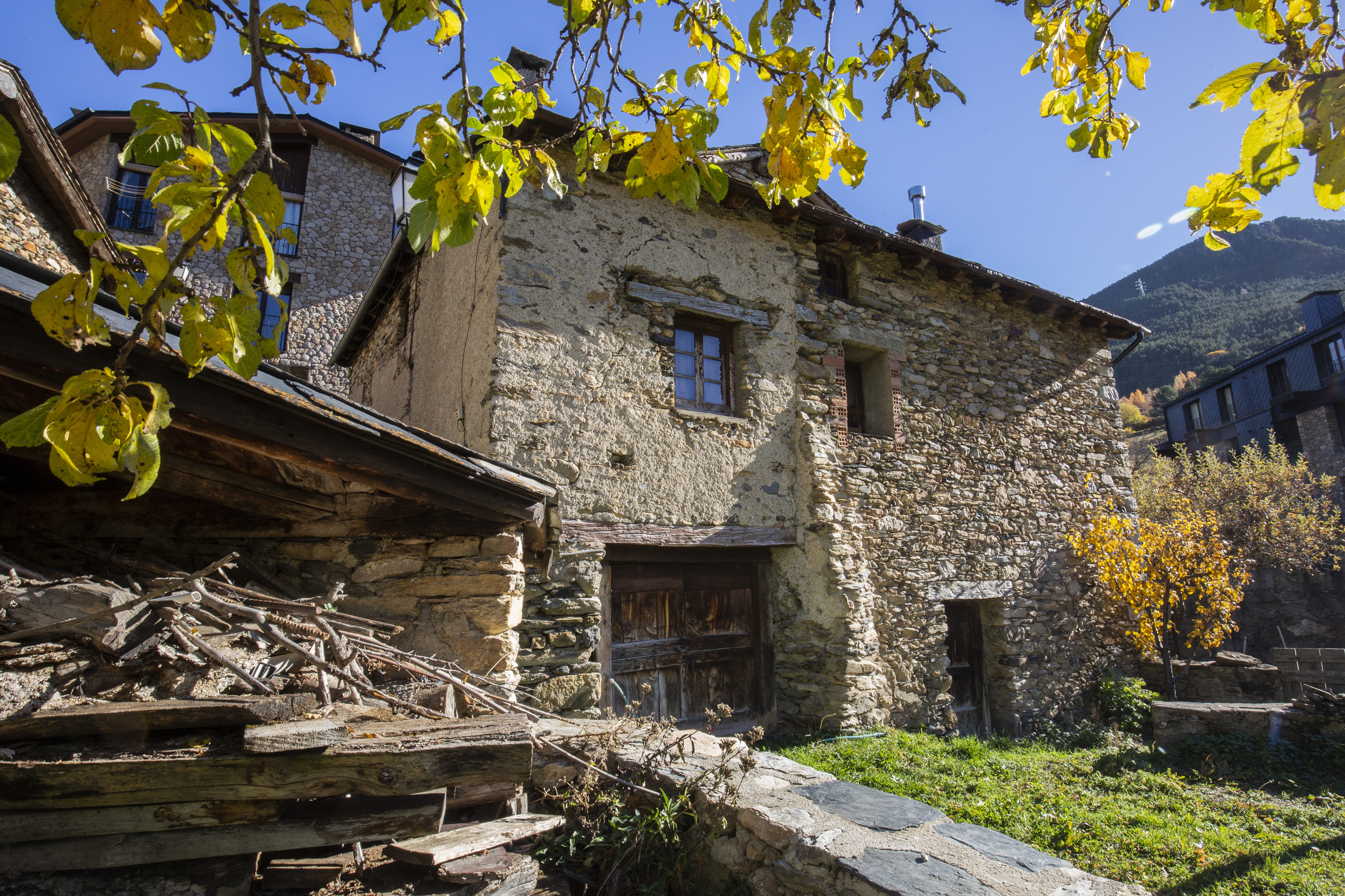 Inclusió de Cal Puigcernal i les construccions agroramaderes associades a l’Inventari general del Patrimoni Cultural