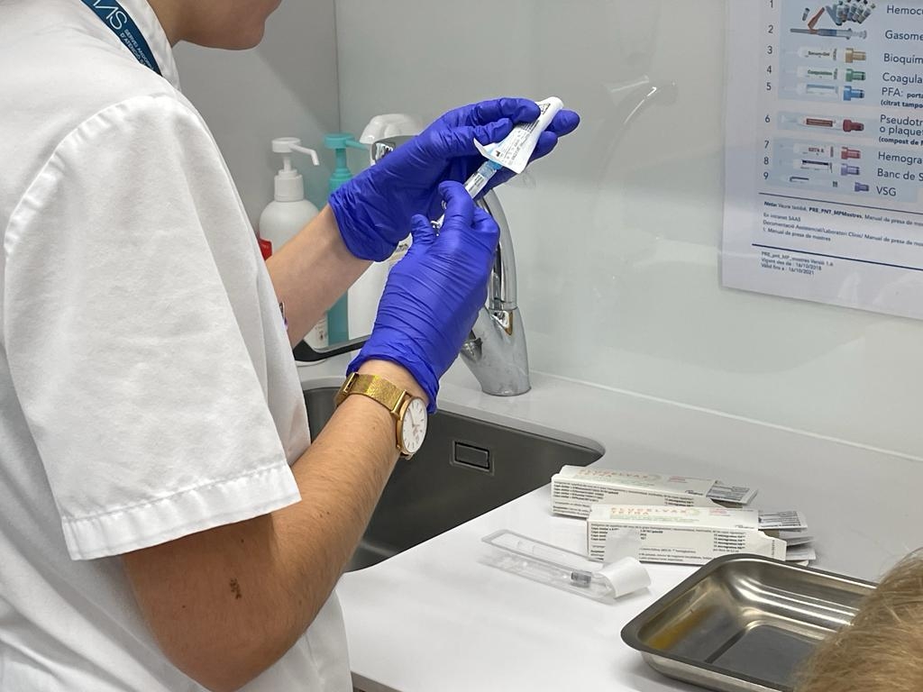 S’amplia la campanya de vacunació contra la grip i la COVID-19 fins al 31 de gener del 2024