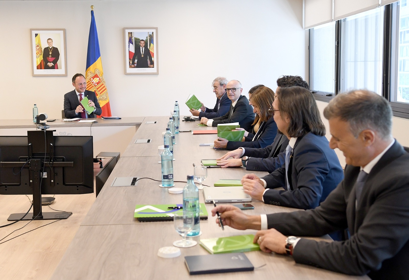 S’aprova el Codi de conducta dels membres del Govern i alts càrrecs