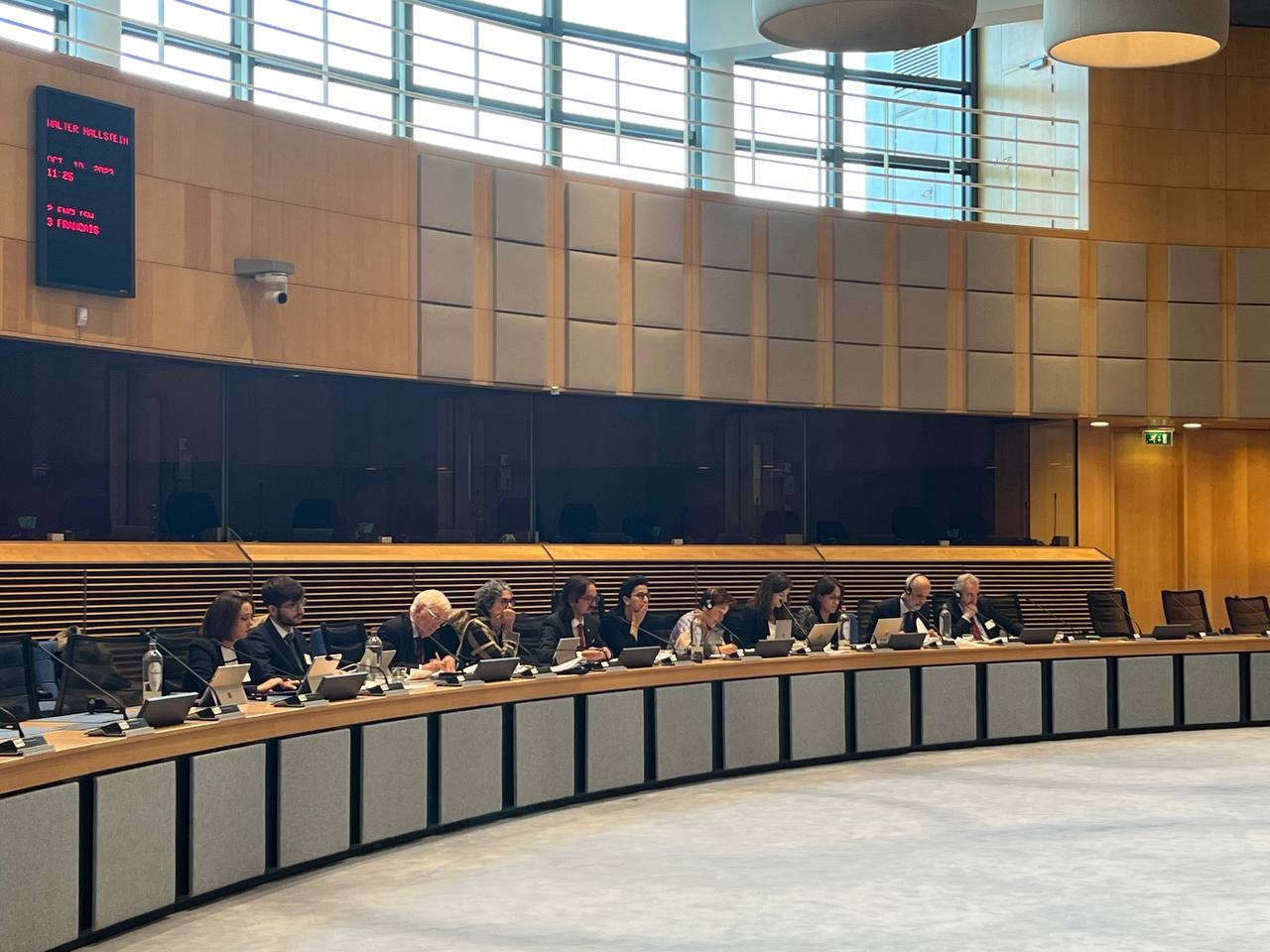 Acord entre Andorra i la Comissió Europea pels annexos sobre lliure circulació de capitals, seguretat alimentària i comerç