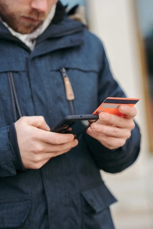 S’inicien els passos per posar en marxa la cartera digital per facilitar la identificació en línia de la ciutadania