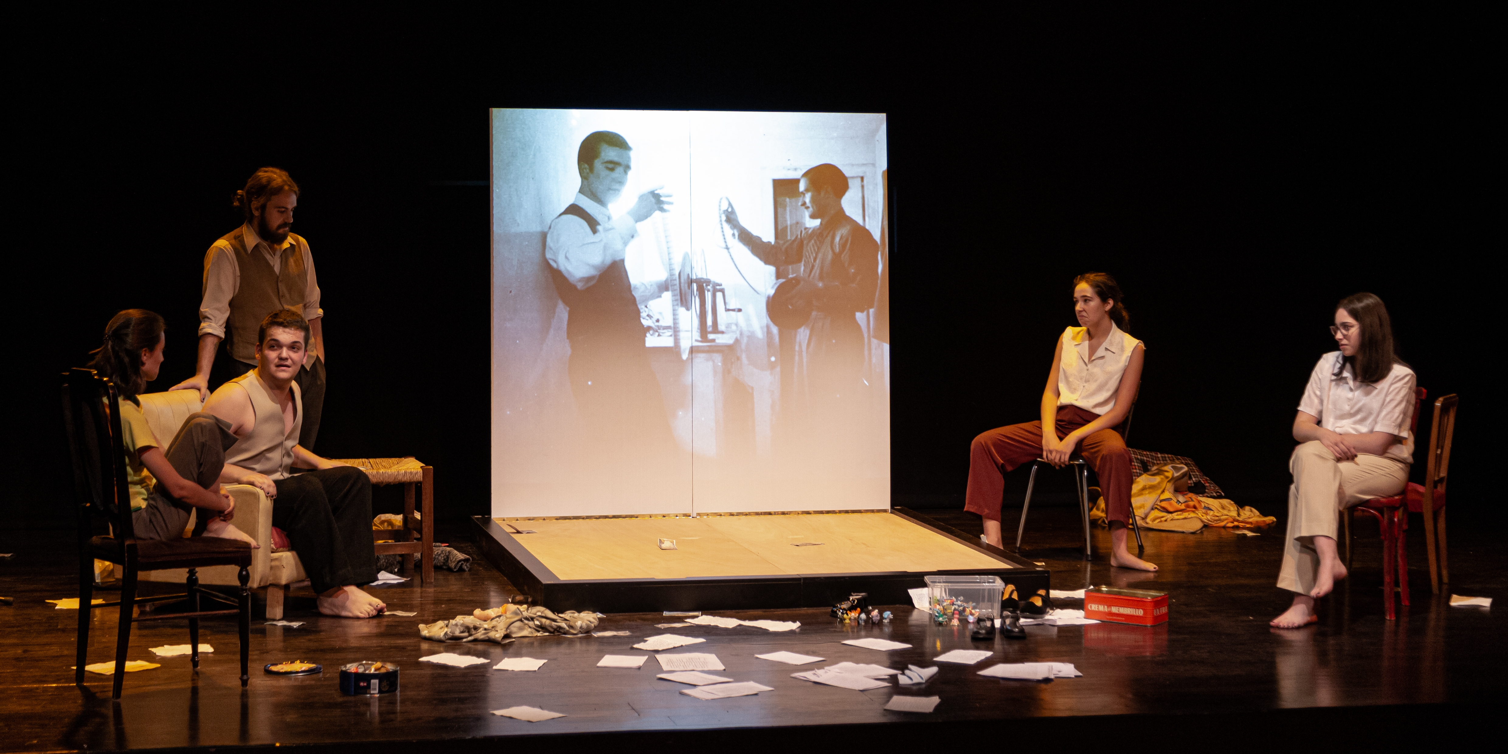 La Jove Companyia Nacional d’Andorra viatja a Madrid per presentar Arrels d’arreu a la VII Mostra de Teatre Català