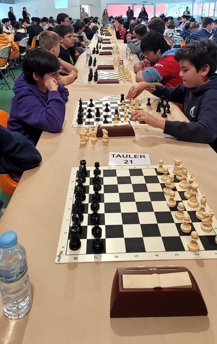 La segona edició del Torneig interescolar d'escacs aplega 130 participants