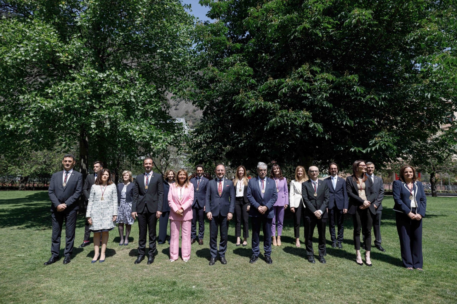 El nou equip de la novena legislatura del Govern pren possessió del càrrec