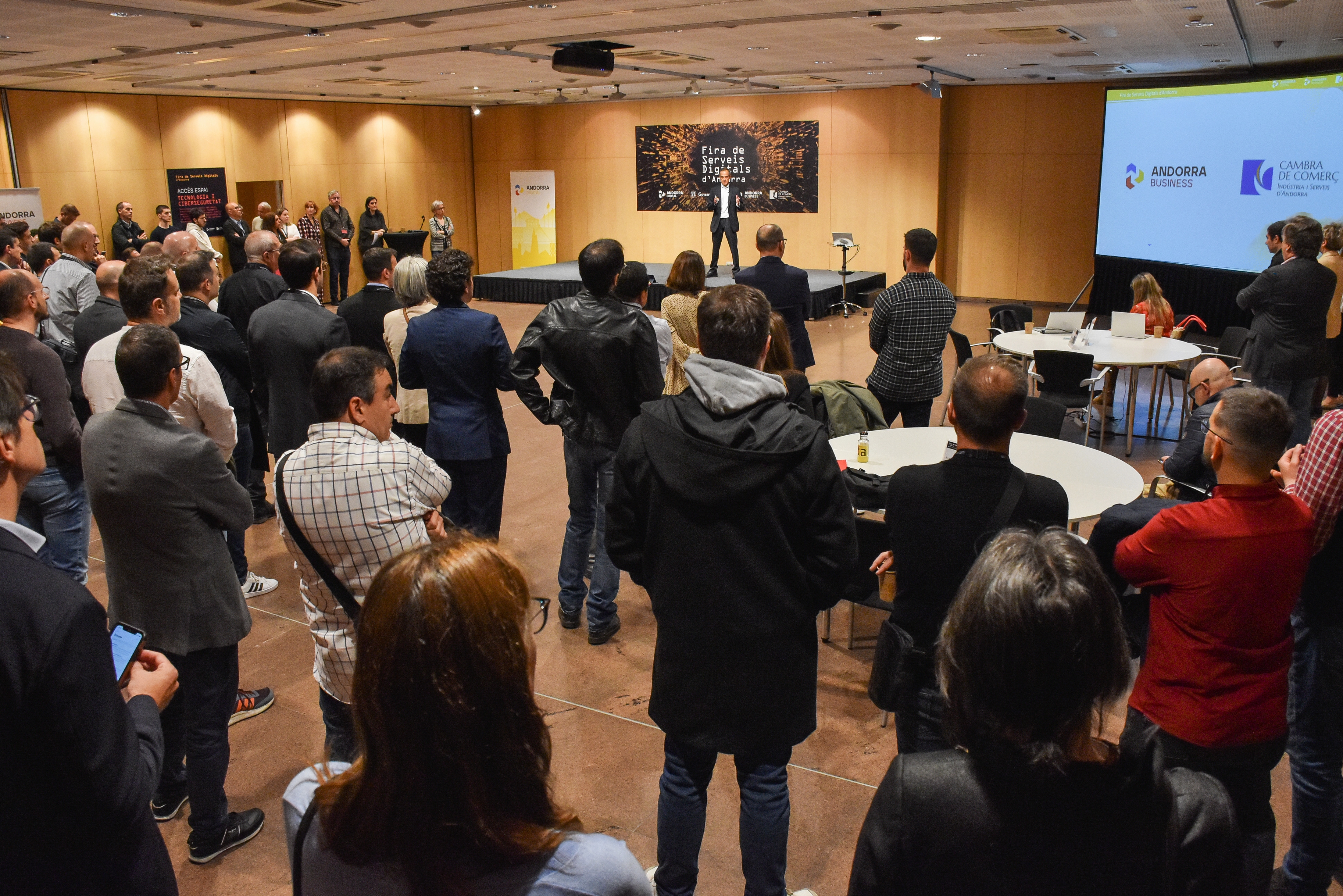 Més de 200 persones, entre proveïdors i clients potencials, es donen cita a la primera Fira de Serveis Digitals