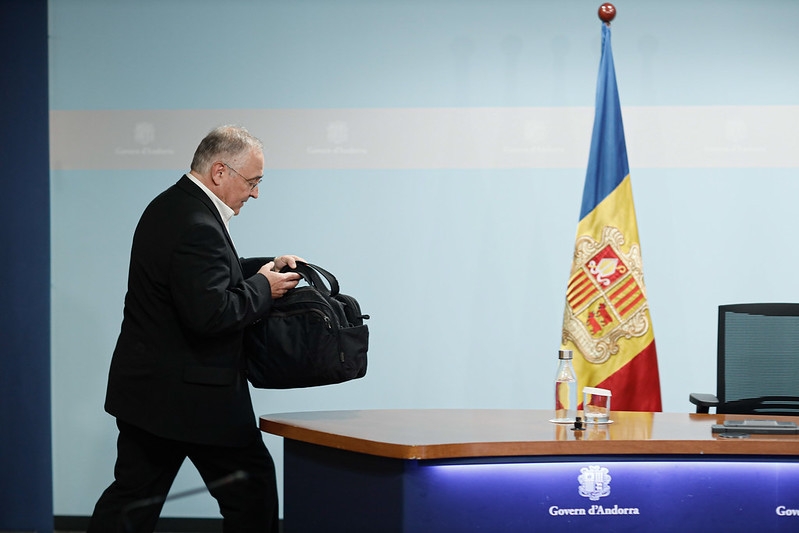 Font celebra la declaració de l’OMS de finalitzar l’emergència sanitària i explica que es continuarà la vigilància activa i la vacunació