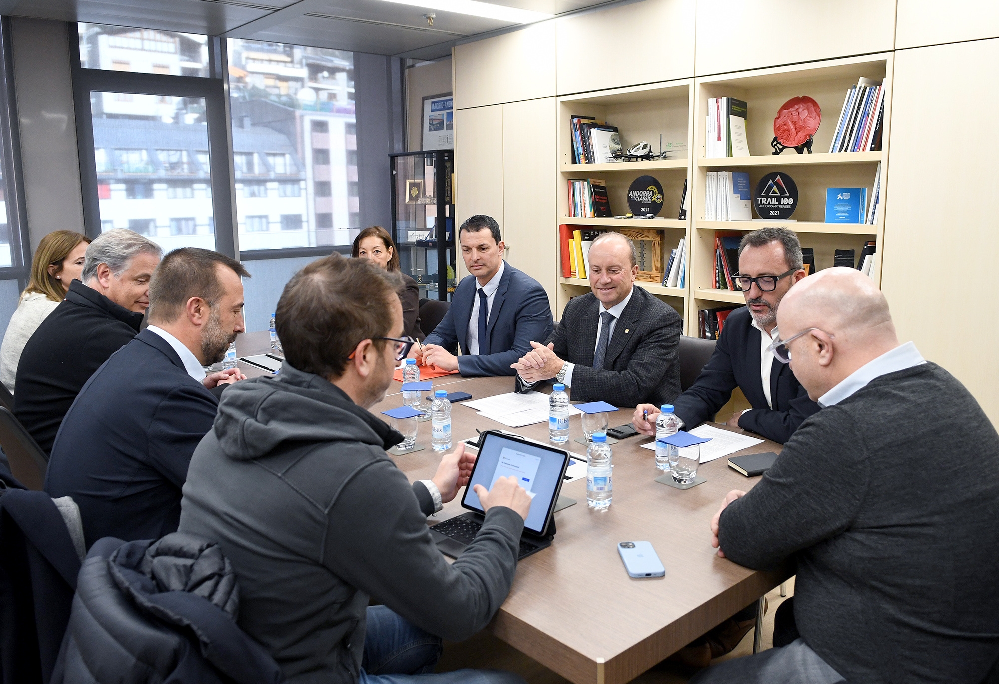 Govern i l’ACODA acorden col·laborar per garantir el compliment dels drets laborals dels treballadors estrangers desplaçats temporalment
