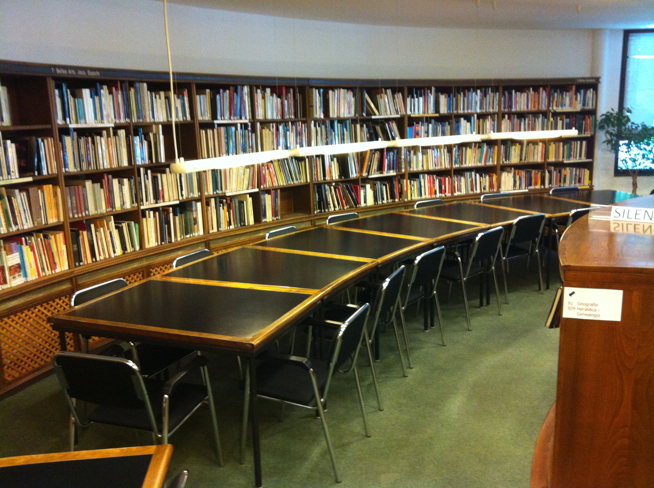 La Biblioteca Pública del Govern recupera nivells d’ús i usuaris previs a la pandèmia de la COVID-19