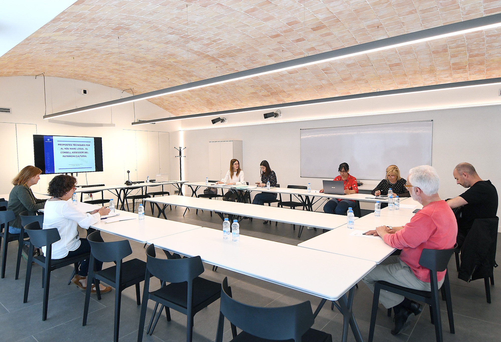 La ministra encapçala la tercera reunió del Consell Assessor del Patrimoni Cultural