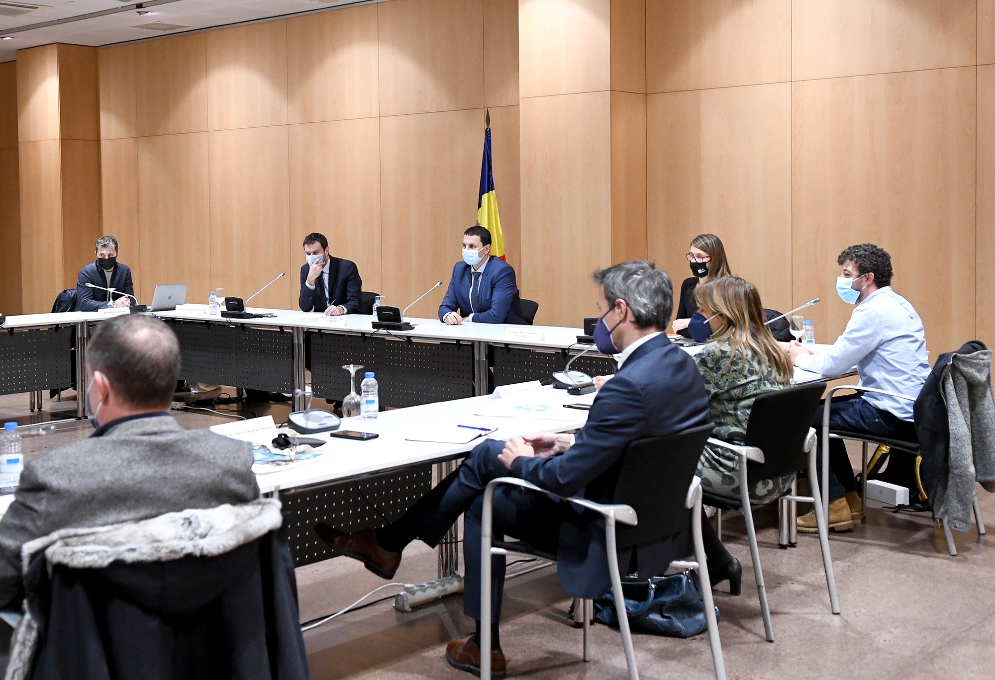 El ministre Jordi Gallardo comparteix el procés de la candidatura d’Andorra a territori Reserva de la Biosfera per la UNESCO amb els cònsols del país