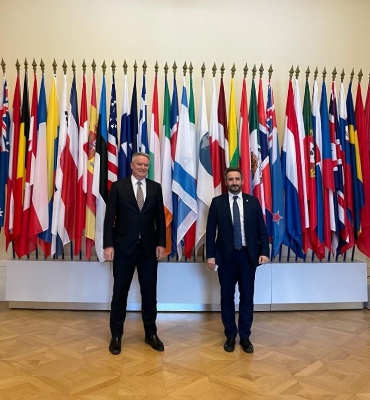 El ministre de Finances, Eric Jover, trasllada el treball d’homologació internacional d’Andorra al secretari general de l’OCDE