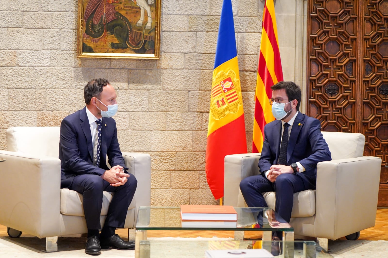 Espot i Aragonès tracten les relacions i els interessos compartits entre Catalunya i Andorra