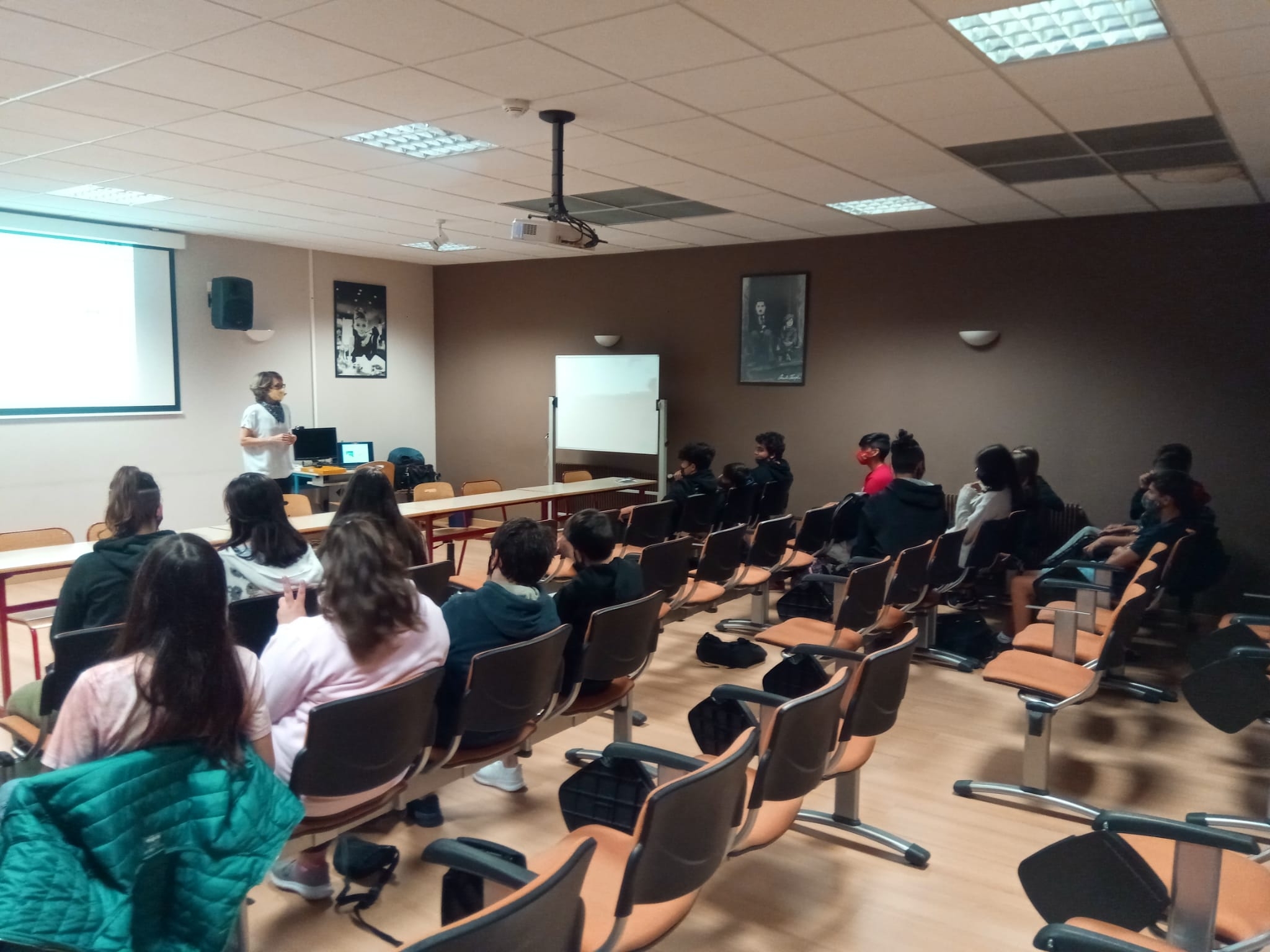 S’inicien els cursos de capacitació davant situacions de risc i emergència als alumnes de més de 10 anys