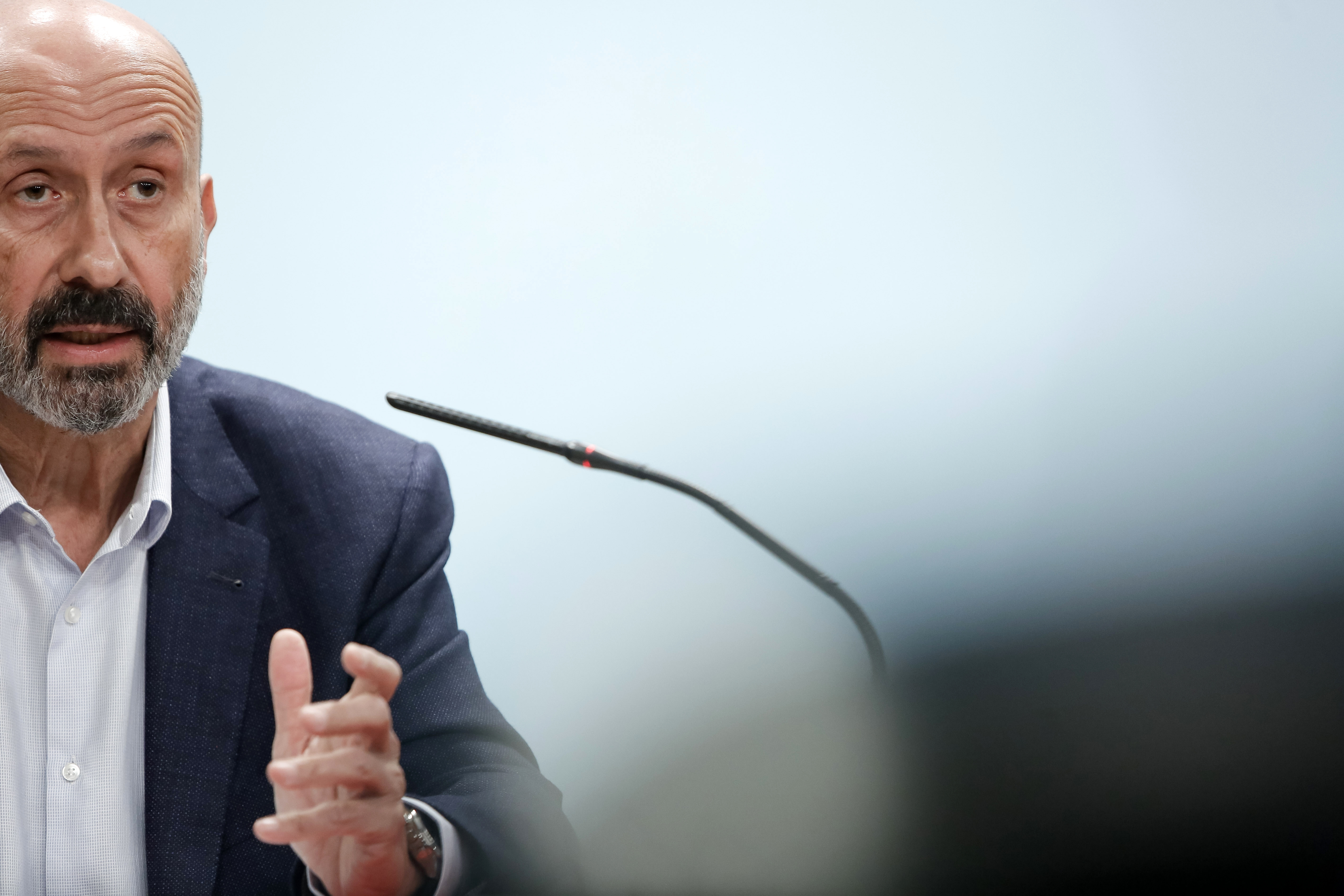 Martínez Benazet recorda que s’han de seguir les indicacions i recomanacions a l’hora de sortir a l’exterior del domicili