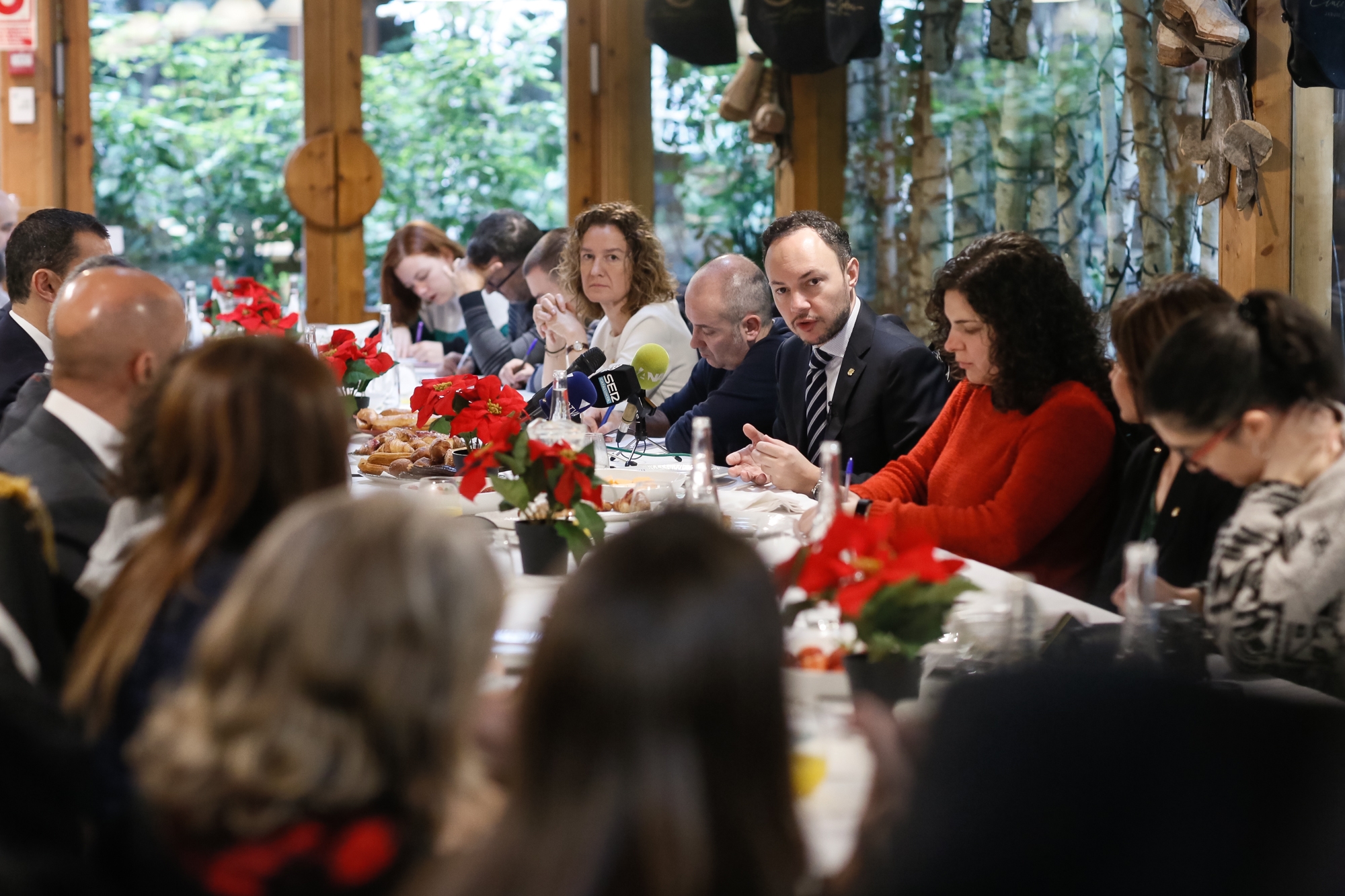 Espot apunta que l’Executiu ja ha presentat les tres propostes de pactes d’Estat als grups parlamentaris presents al Consell General