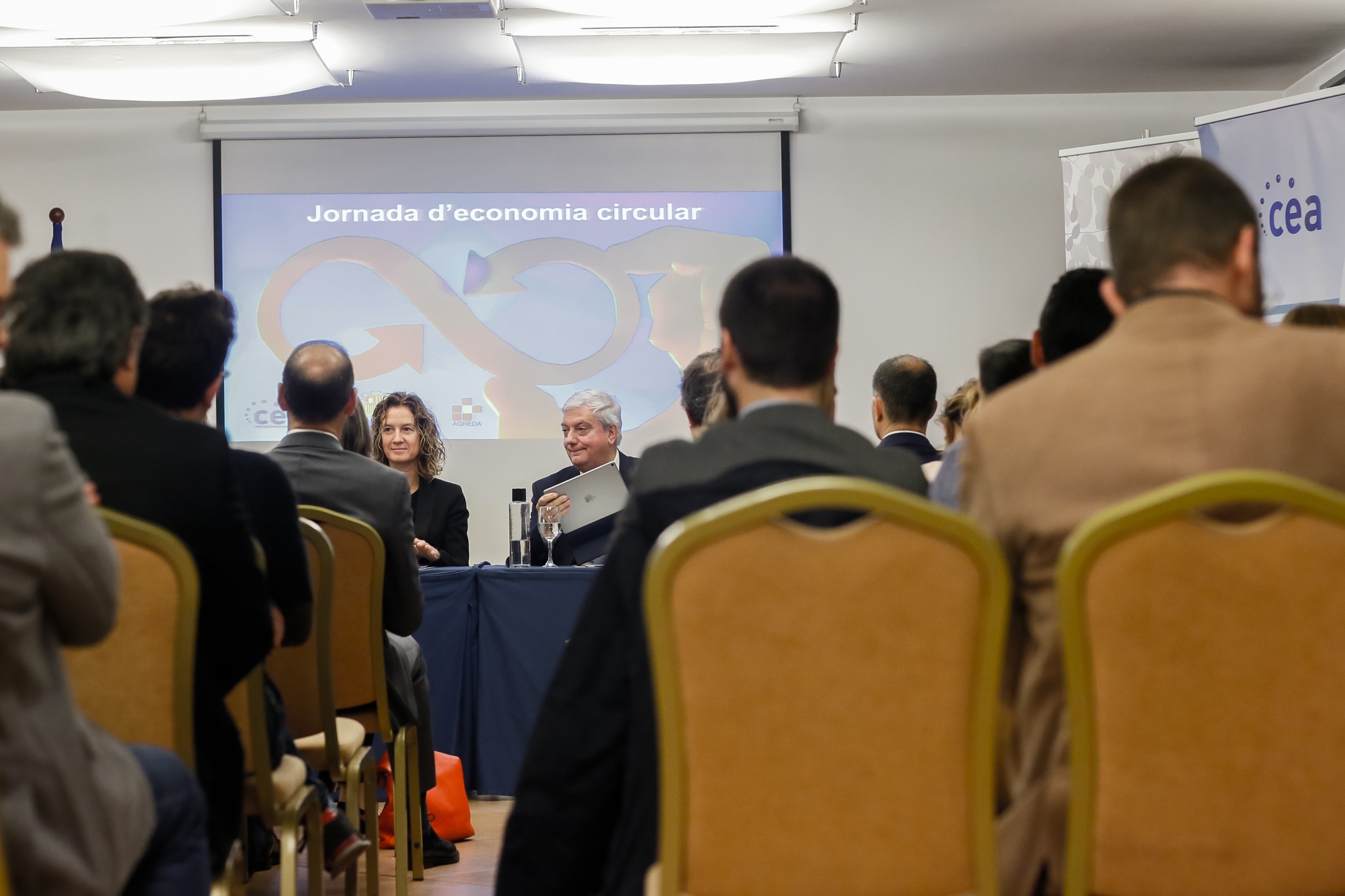 Calvó anuncia que el Govern treballa en un projecte de llei per potenciar l’economia circular