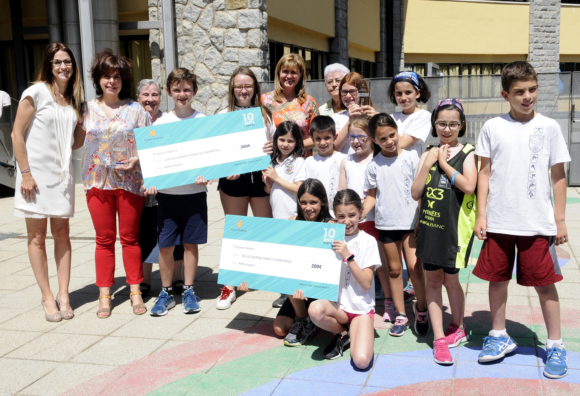 Riva lliura el premi d’Escola Activa 2019 al Col·legi Sagrada Família