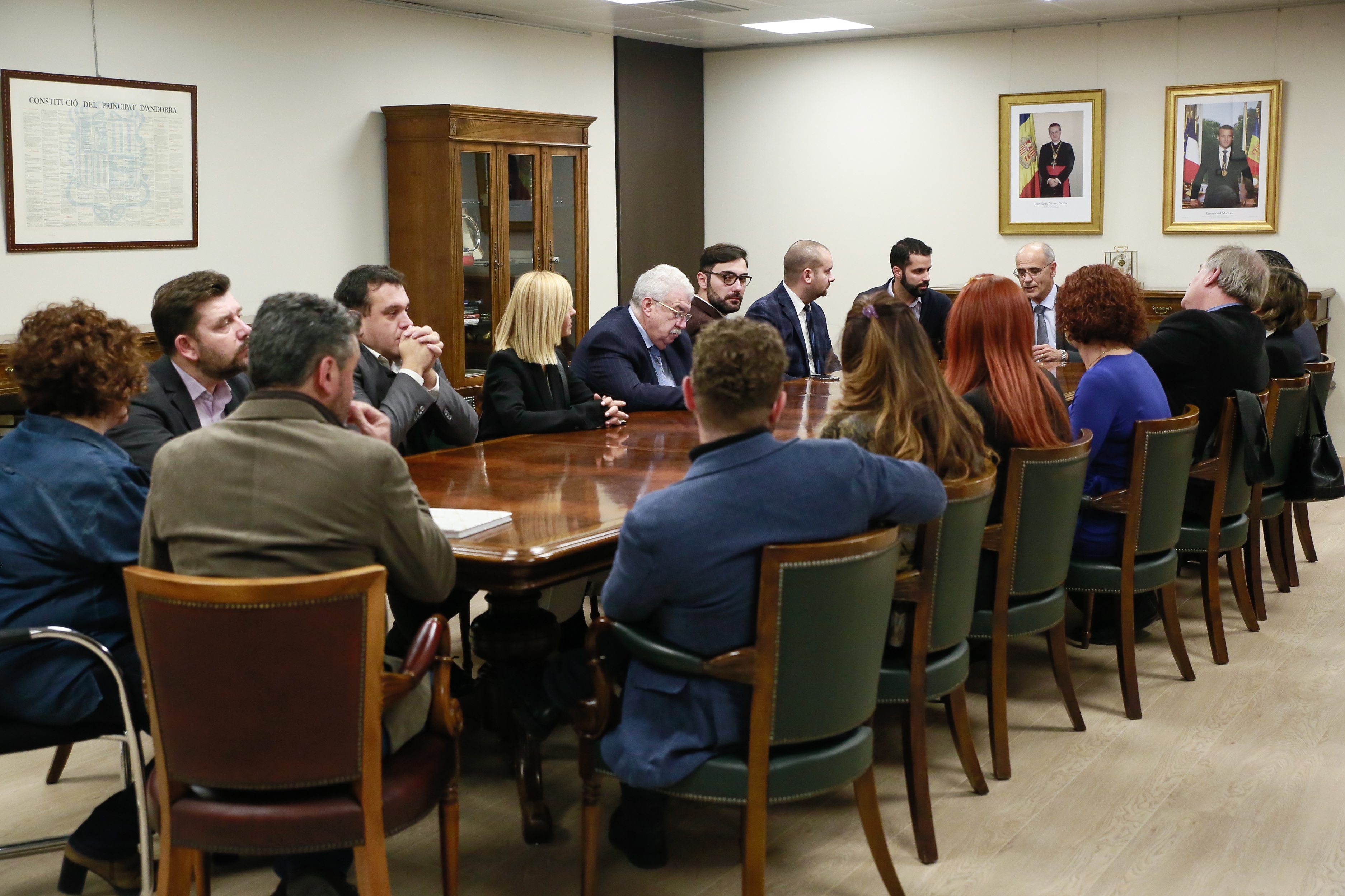 Martí exposa la transformació d’Andorra davant representants de 14 agències europees de notícies