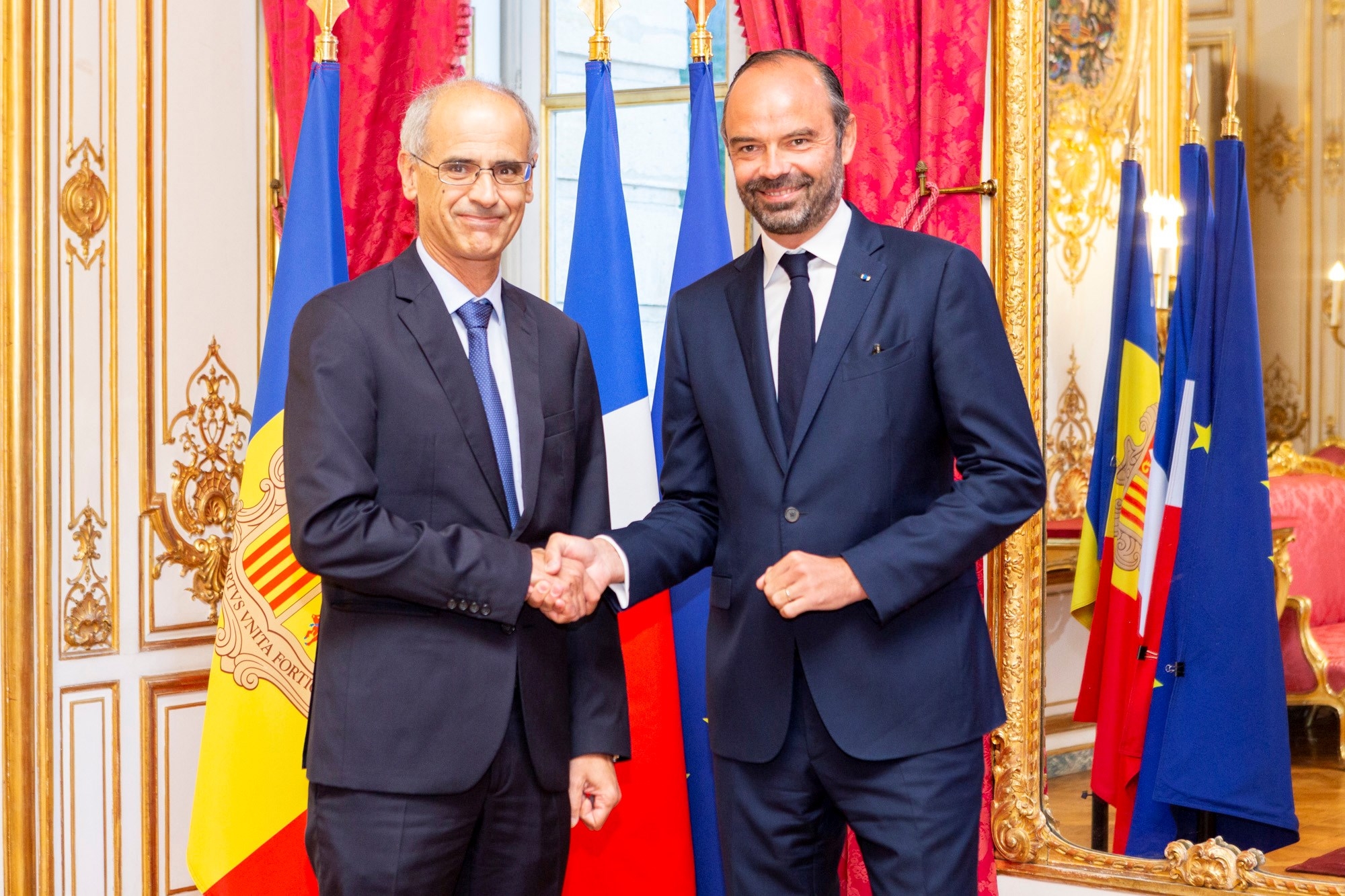 Martí proposa un acord global de cooperació transfronterera amb França