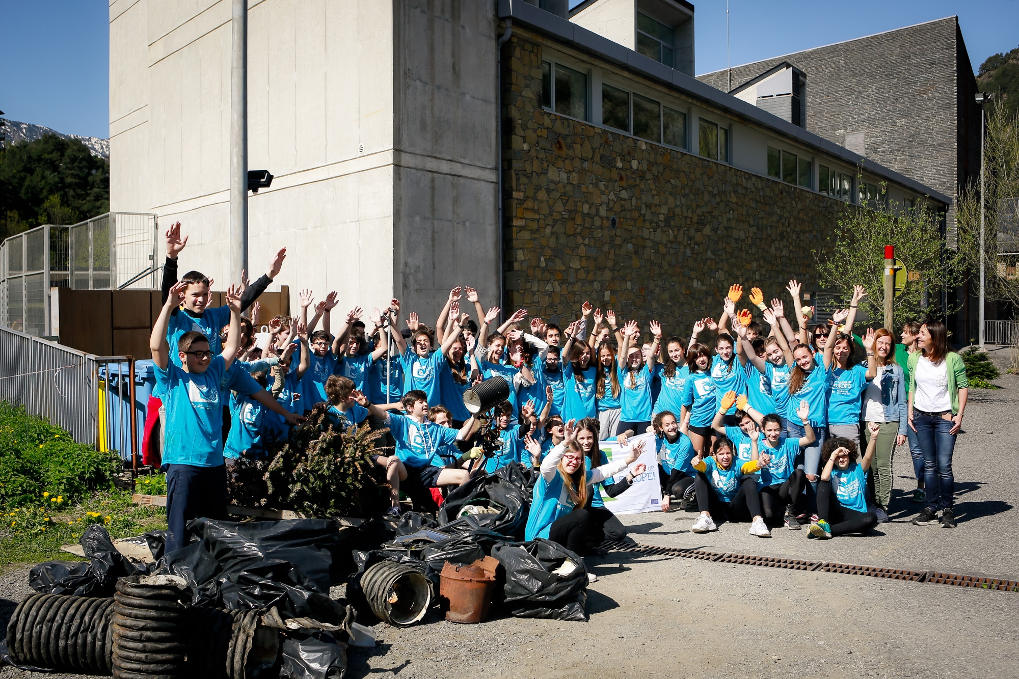 500 escolars participen al Clean Up Day i recullen més de 800 quilograms de brossa