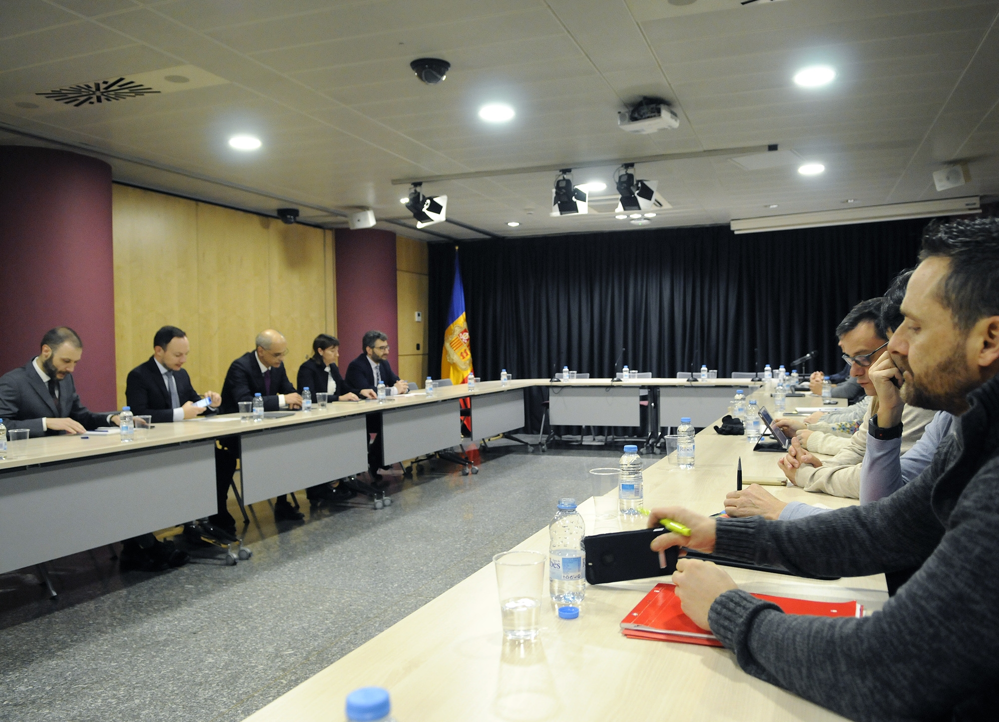 El Govern reprèn les negociacions amb els sindicats per consensuar la llei de la Funció Pública