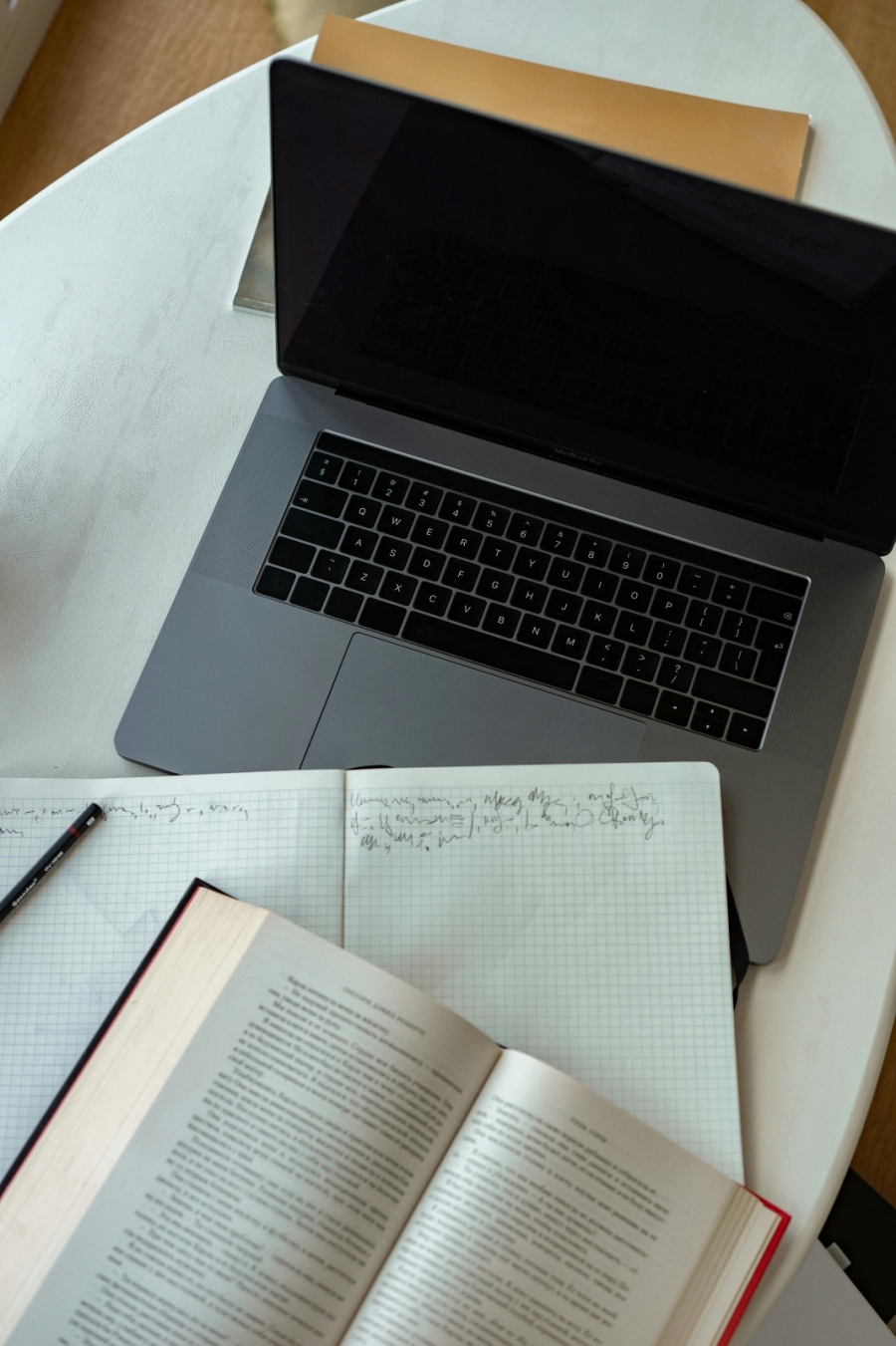 El Govern aprova els plans d’estudis dels bàtxelors en psicologia, informàtica i administració d’empreses de la Unipro Universitat Digital Europea