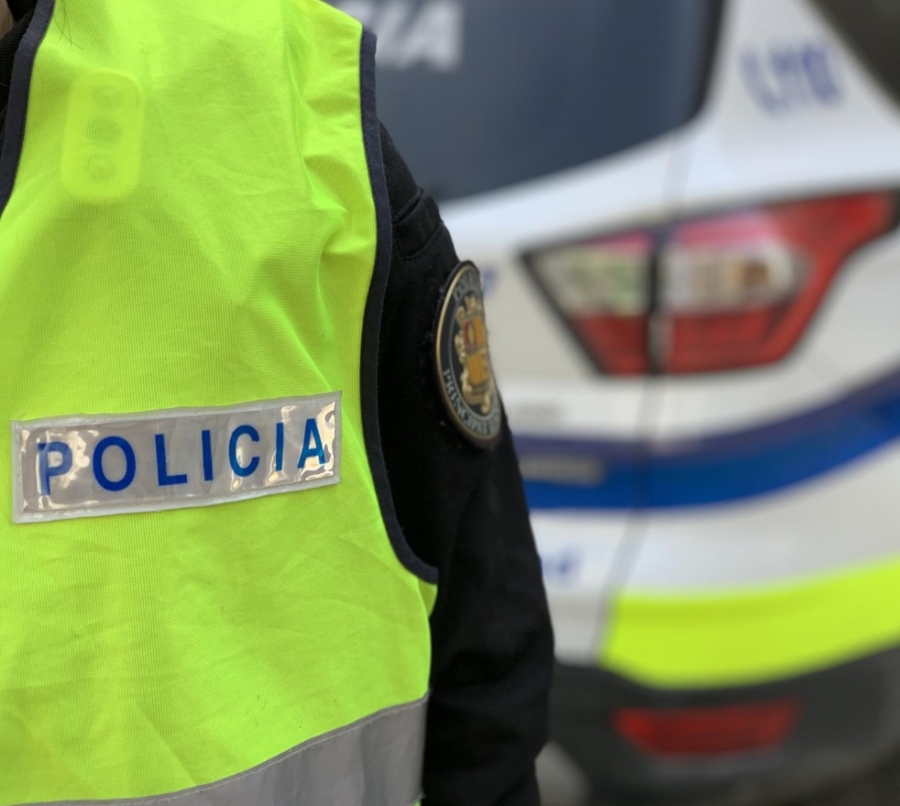 El Govern nomena nou agents de policia en període de formació