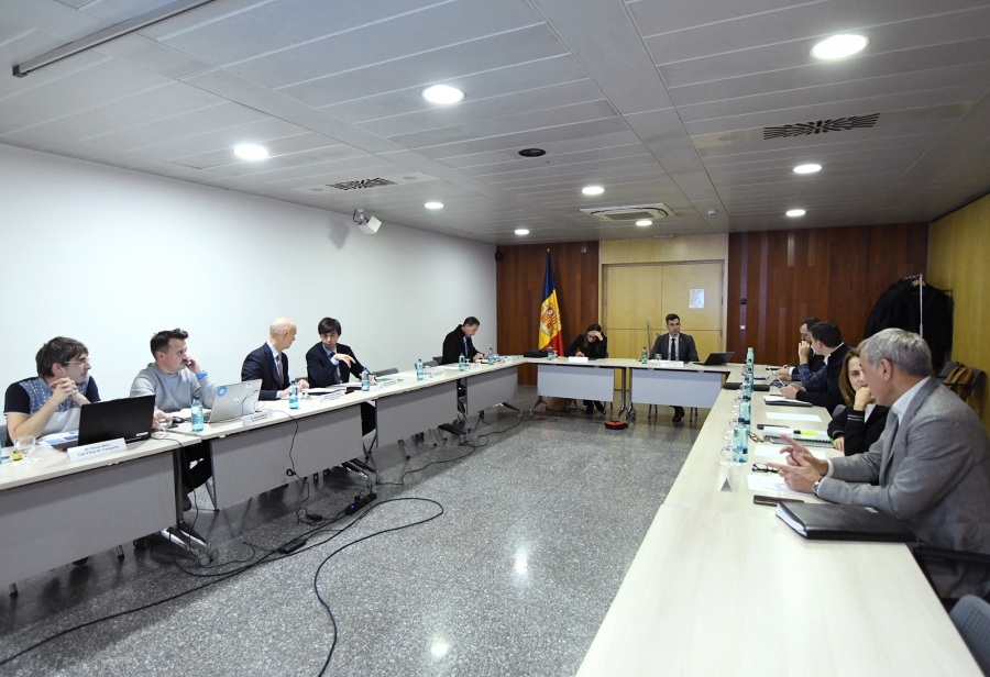 Balanç positiu del nou funcionament de la Taula Nacional de Mobilitat entre Govern i Comuns