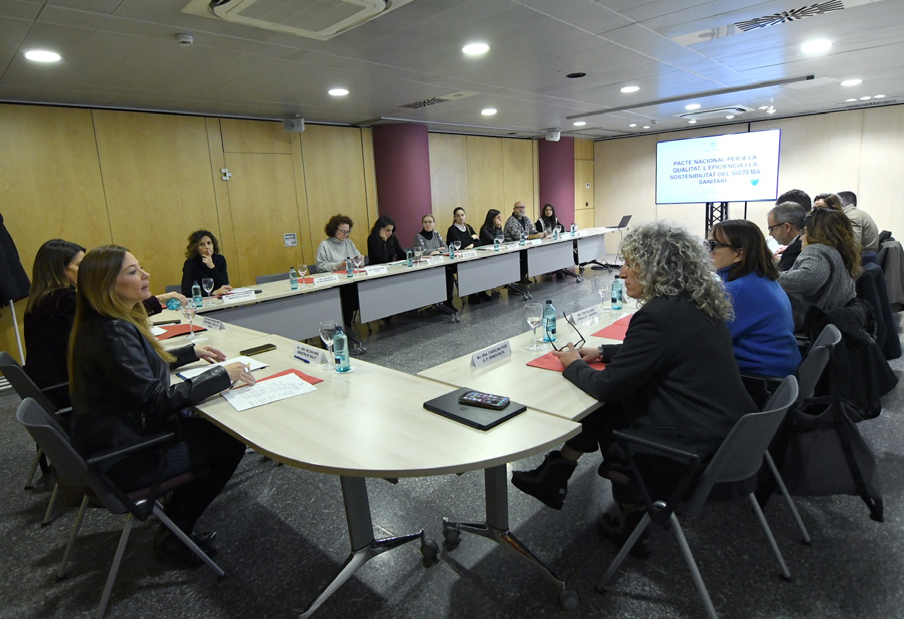Helena Mas exposa les accions fetes des del Ministeri de Salut en compliment del Pacte nacional per a la qualitat, l’eficiència i la sostenibilitat del sistema sanitari
